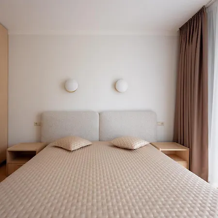 Modern Apartment, Self Check-in Apartment